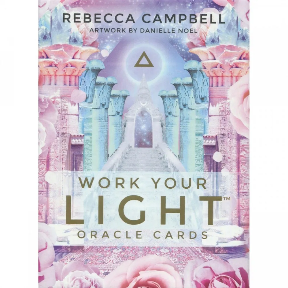 Work your light orakelkort engleshop.no.Denne nydelige kortstokken er laget av Rebecca Campell This beautiful 44-card oracle deck has been created to help you light up the world with your presence. By working with its five suits and connecting with y