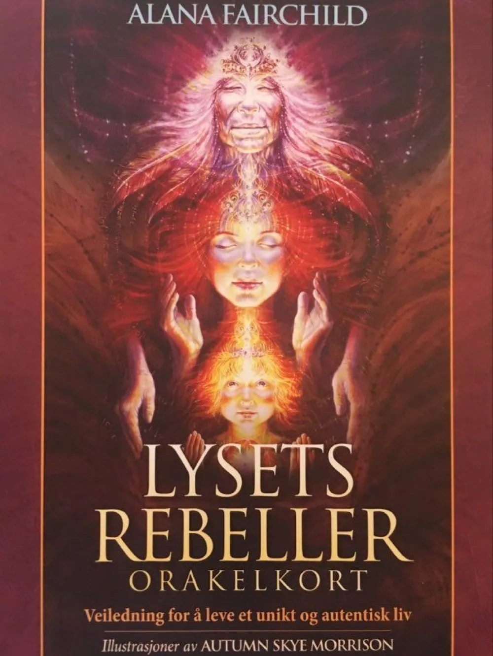 Lysets Rebeller Orakelkort på Norsk, engleshop.no.