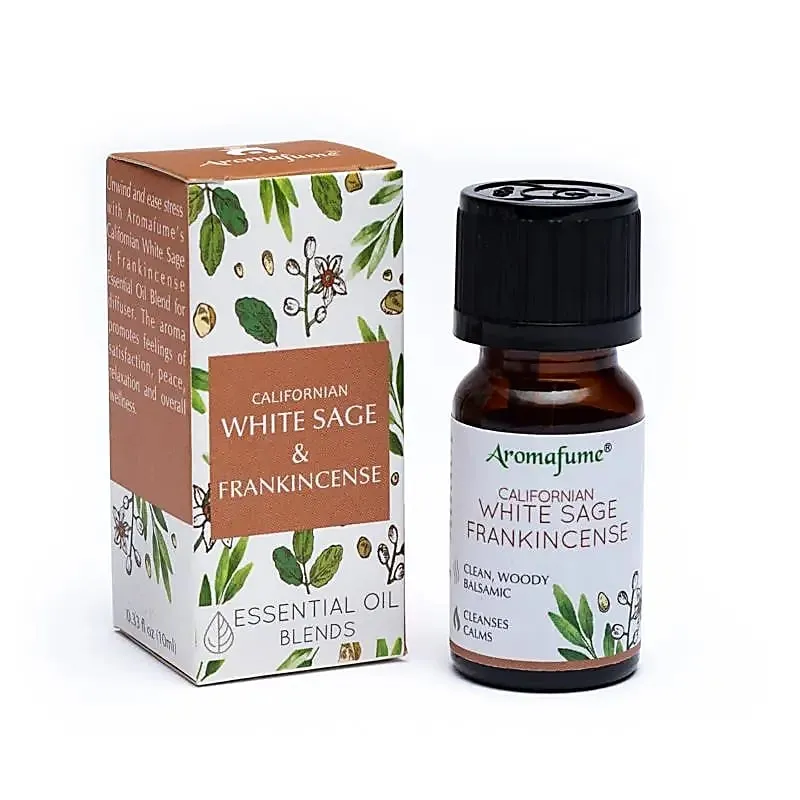 Eterisk olje med hvit salvie og Frankincense.